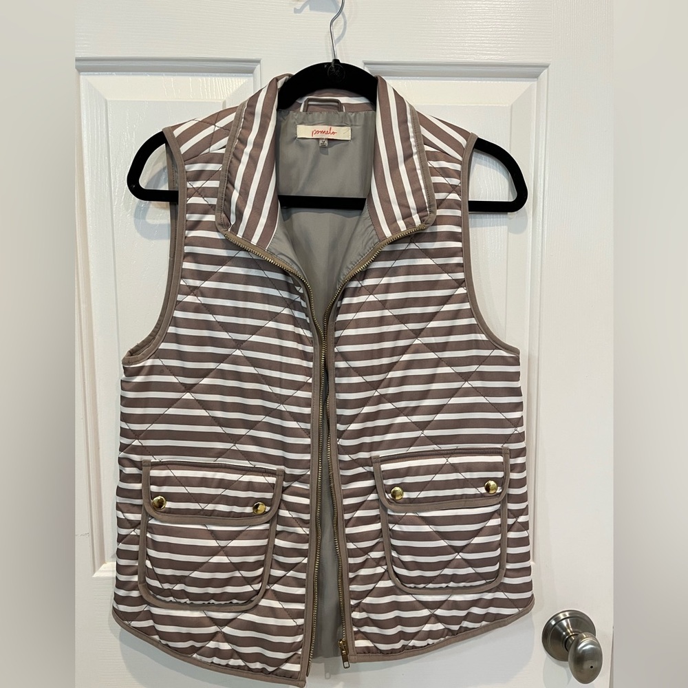 Quilted Pomelo vest size M, tan and white stripe